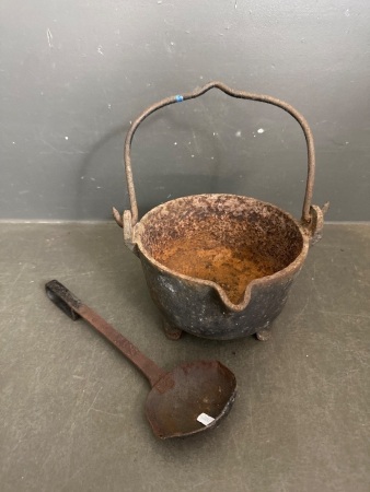 Cast Iron Smelting Pot with Ladle