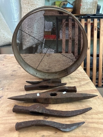 Vintage Sapphire Sieve + Miner Picks