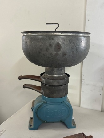 Antique Lister Cream Separator - England