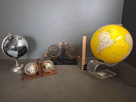 Selection of World Globes inc. Light up Globe & World Globe Book Marks
