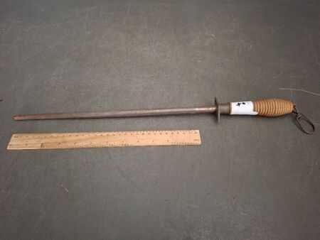 HW & CO USA 485mm long butchers steel