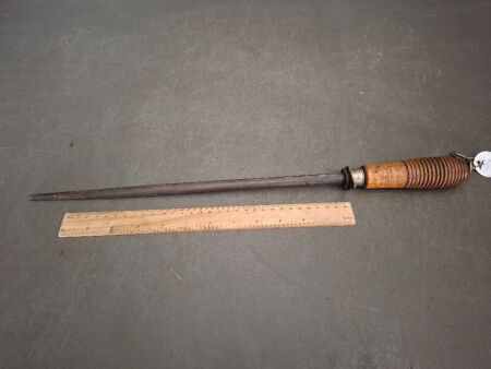 Russell Green River Works USA 490mm long butchers steel