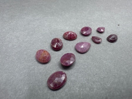 19 Carats Ruby Gemstones