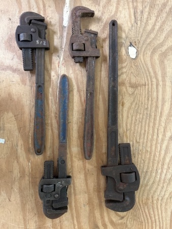 4 Stillson Wrenches