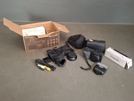 Ricoh Caplio GX100 Digital Camera in Original Box - Incs Extra Lenses - Mini Camera Light - Caplio Cable Switch