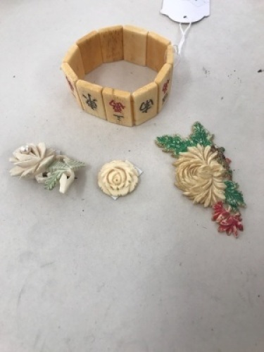 4 Pieces of Vintage Ivory Jewellery