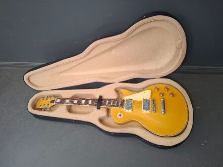 Robison Electric Guitar Gold top Les Paul style with case