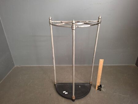 Half Moon Metal Umbrella Stand