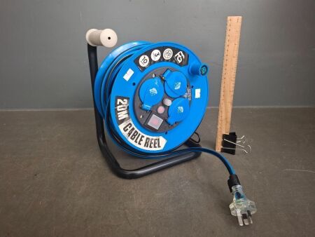 Rugged Gear 20mtr 3 Sockets 10 Amp Cable Reel