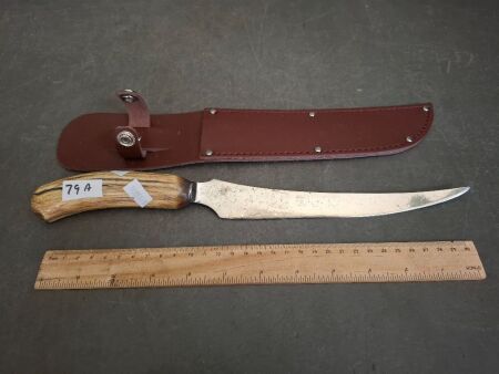 Vintage Horn/Stag Handle Knife with Sheath