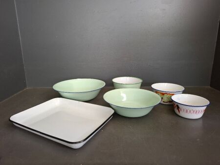Selection of Vintage Enamel Bowls