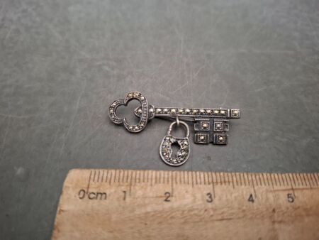 Antique Lock and Key Pin - Stamped STG Sil