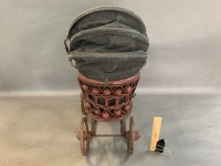 Vintage Style Dolls Pram - 4