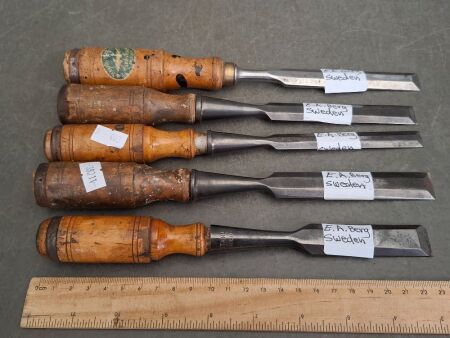 4 x E.A.Berg Sweden Chisels and 1 x Stanley USA