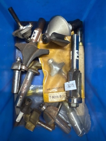 Assortment of Router Bits