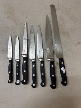 Asst of Mundial Brazil Knives