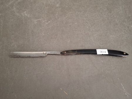 Garantie Paris Black Cut Throat Razor - No 42