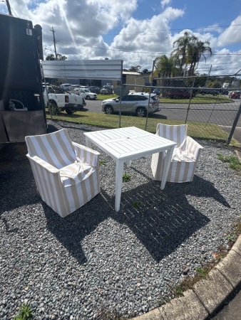 Solid outdoor wooden table with 2 solid deck chairs
