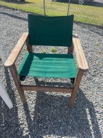Solid outdoor wooden table with 2 solid deck chairs - 3