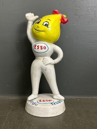 Esso Frau Tropf Mrs Drip Cast Iron Figure