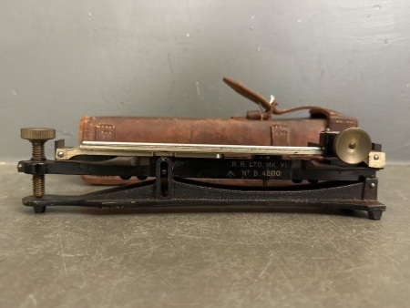 R R Ltd MK VI no400 sighting level in original case c.1939