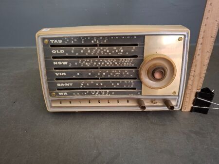 Kriesler Trans Mantel Radio