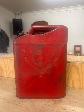Red Metal Fuel Can