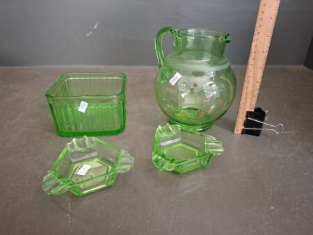 4 Pieces of Green Depression Glass