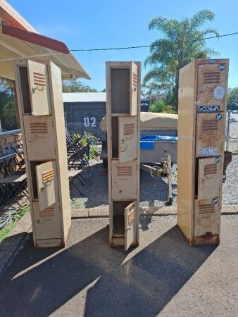 3 x 4 Door Metal Lockers - Some with Key