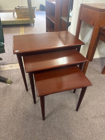 Parker Furniture Nesting Tables in excellent condition