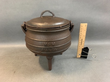 Cast Iron Chico African 3/4 Camp Oven