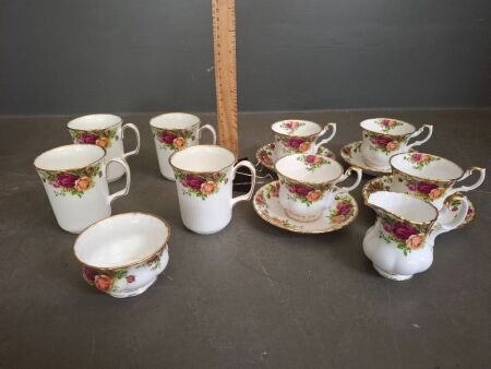 Royal Doulton Old Country Roses 4 Cups & Saucers, 4 Coffee Cups, Milk Jug & Sugar Bowl