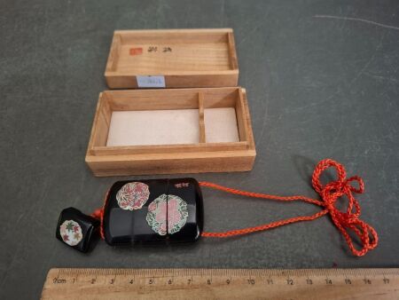 Japanese Small INRO in box signed