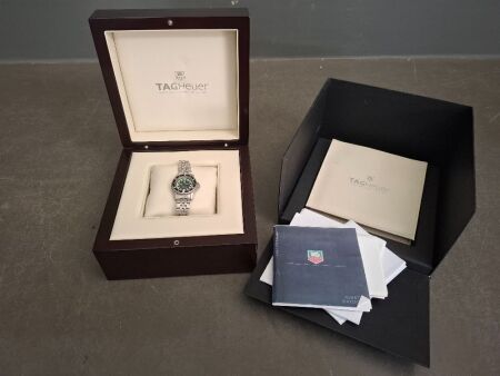 TAG Heuer Quartz Black Dial with Stainless-Steel Case Professional Ladies Watch - 200m Water Resistance - M 929208G - In Original Box