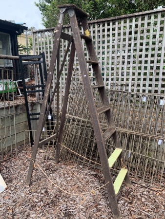 Vintage Timber Step Ladder - Display Only