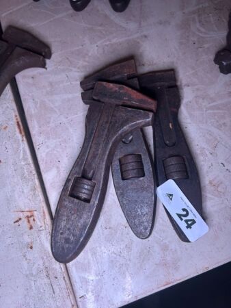 3 vintage adjustable wrenches -marked - 1 KING DICK