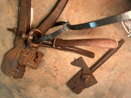 Assorted vintage saw sets (CHOICE 80 - 93)