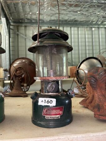 COLEMAN kerosene lantern (CHOICE 160, 161)