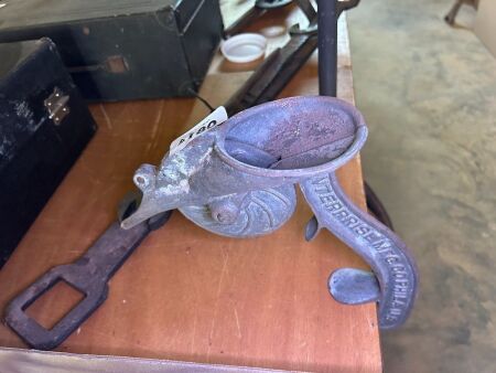 Cast alloy ENTERPRISE cherry pipper