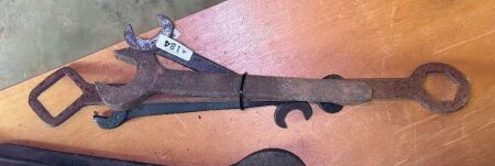 Large industrial spanners (CHOICE 181 - 185)
