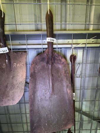 Vintage coke/coal shovel - marked SAVAGE SYDNEY