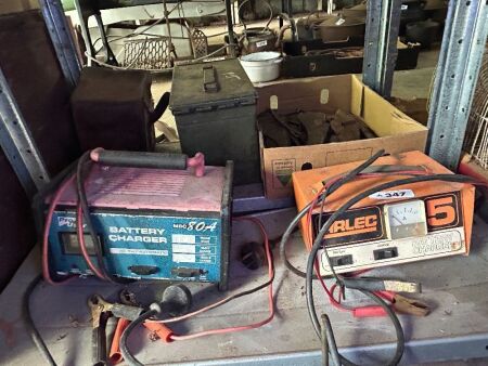 2x battery chargers