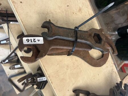 Plow spanners