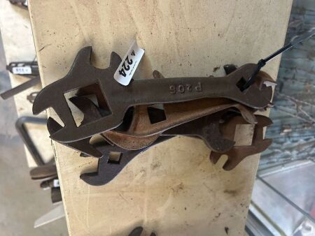 Sulky/wagon/plow spanners