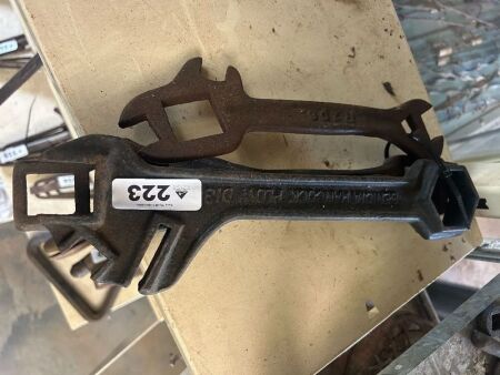 Sulky/wagon/plow spanners