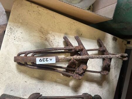 DONALDS wire strainers with handles (CHOICE 234 - 239)