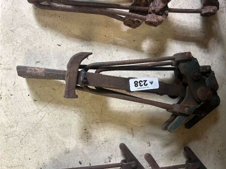 DONALDS wire strainers with handles (CHOICE 234 - 239)
