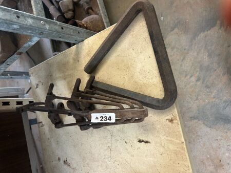 DONALDS wire strainers with handles (CHOICE 234 - 239)