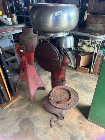 McCormick Deering separator - cast iron stand
