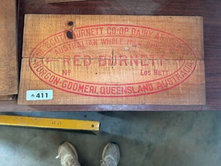 THE SOUTH BURNETT CO-OP DAIRY ASSOC. Butter box end (CHOICE 411, 412)